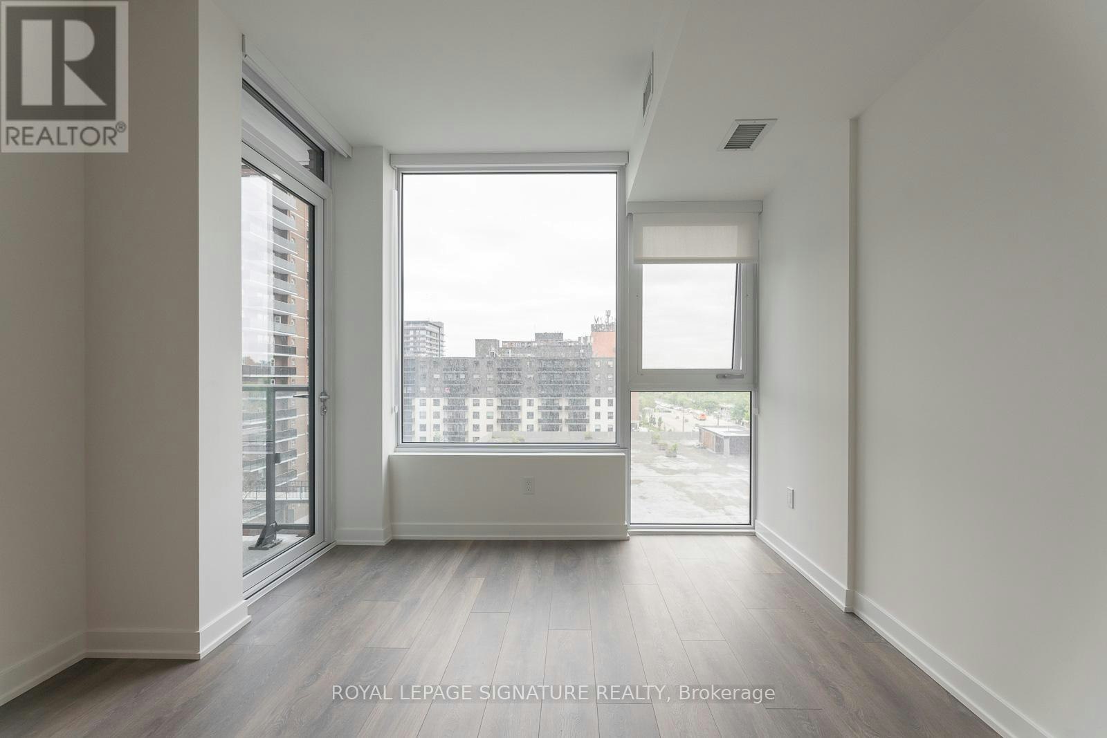 518-28 Ann Street, Mississauga, ON, L5G 3G1