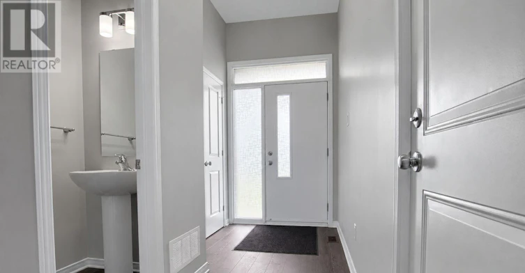 487 Cope Drive, Ottawa, ON, K2S 1B6 - 2
