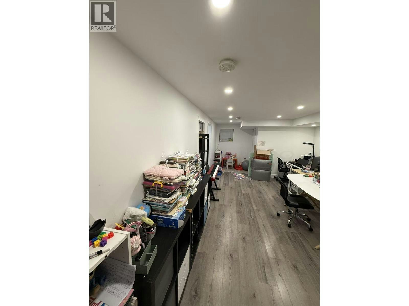 682 Sperling Avenue, Burnaby, BC, V5B 4H5 - 10