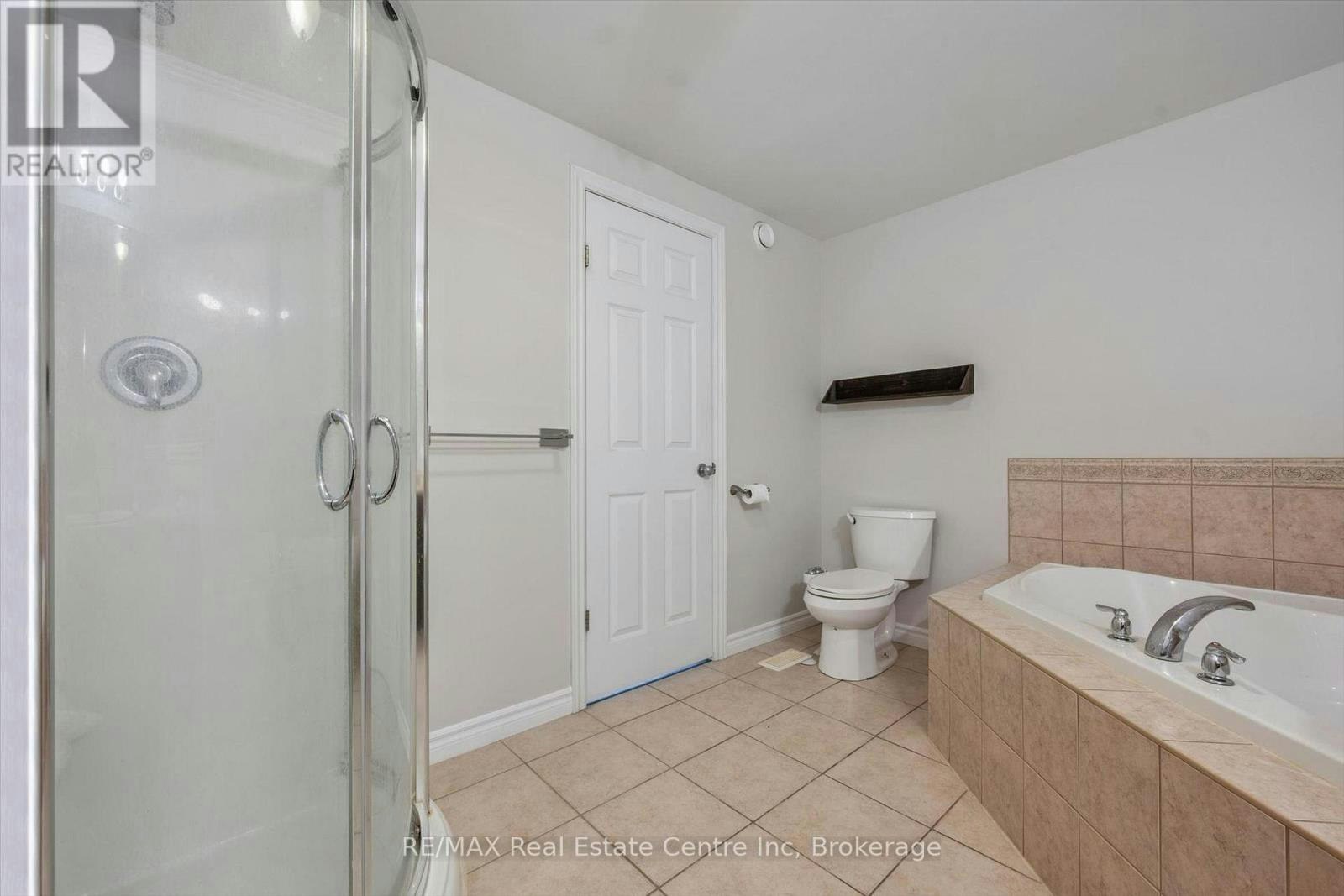 53 Washburn Drive, Guelph, ON, N1E 0B2 - 10