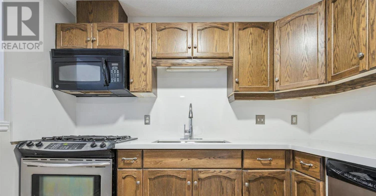 53 Washburn Drive, Guelph, ON, N1E 0B2 - 5