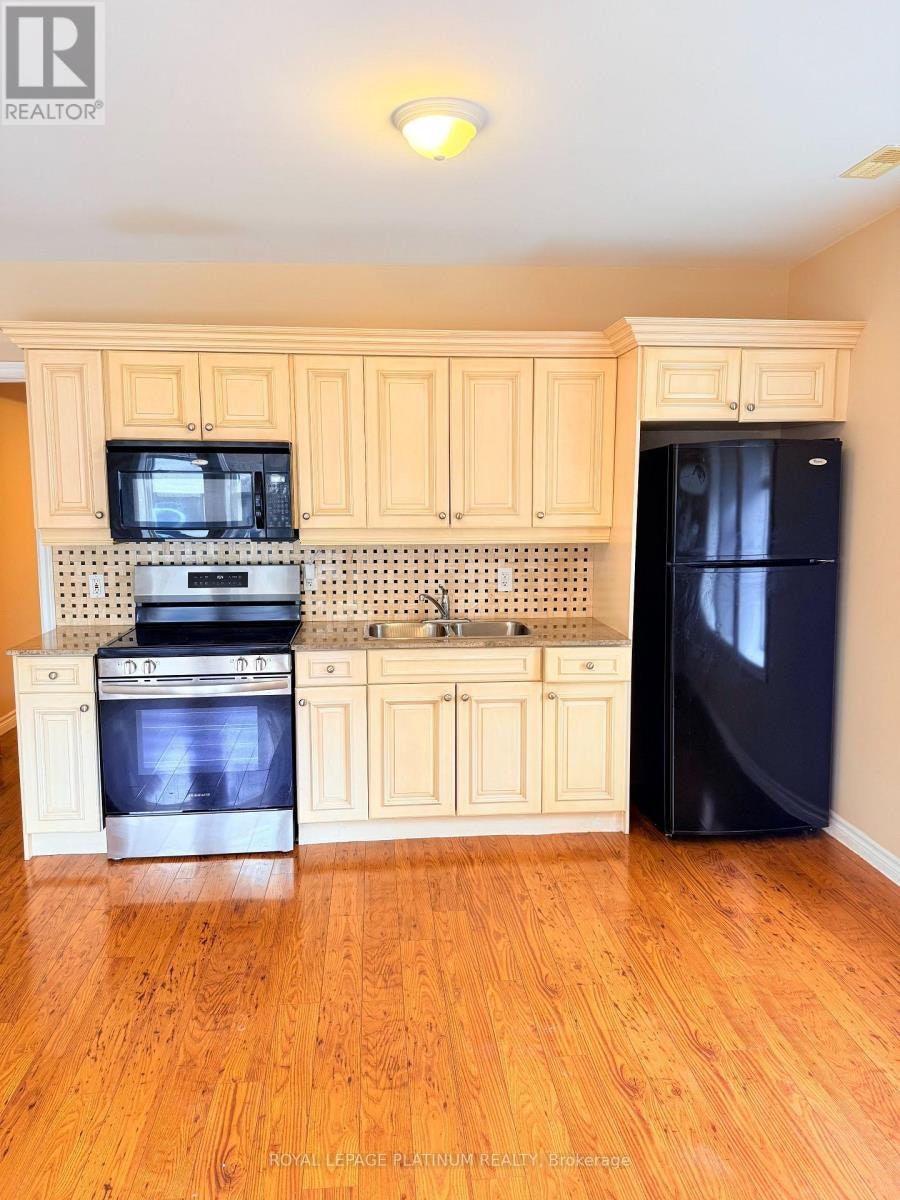 6-120 Sherman Avenue S, Hamilton, ON, L8M 2P9 - 13