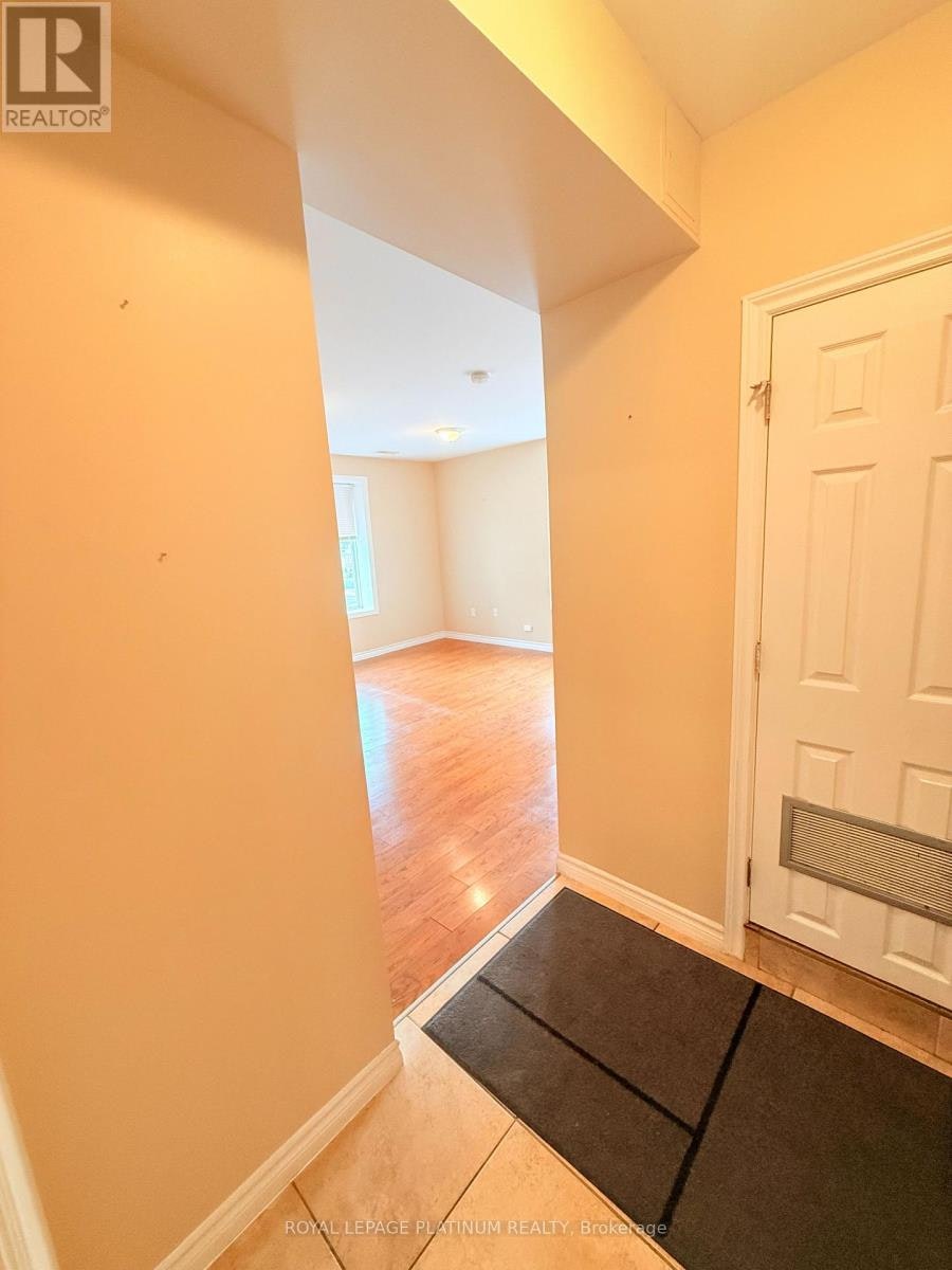 6-120 Sherman Avenue S, Hamilton, ON, L8M 2P9 - 5