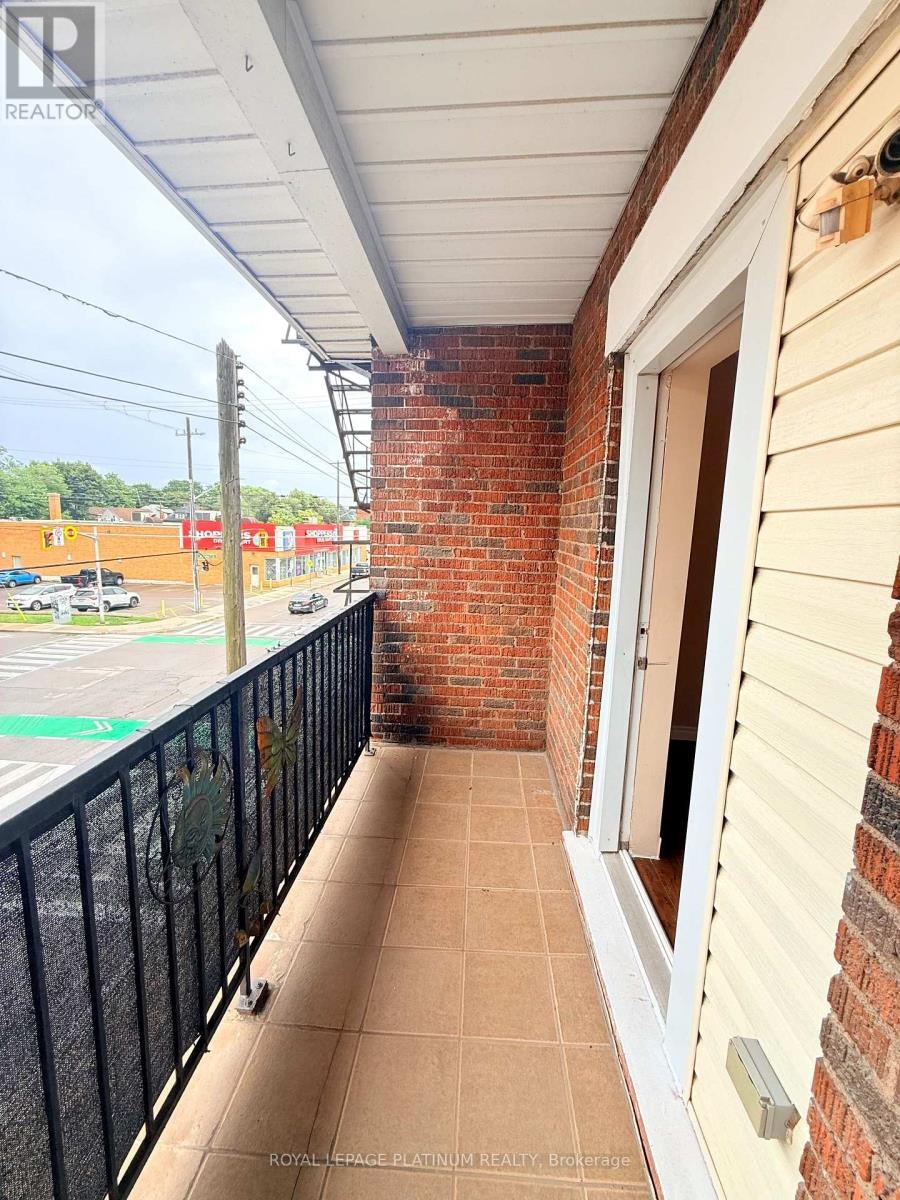 10-120 Sherman Avenue S, Hamilton, ON, L8M 2P9 - 5
