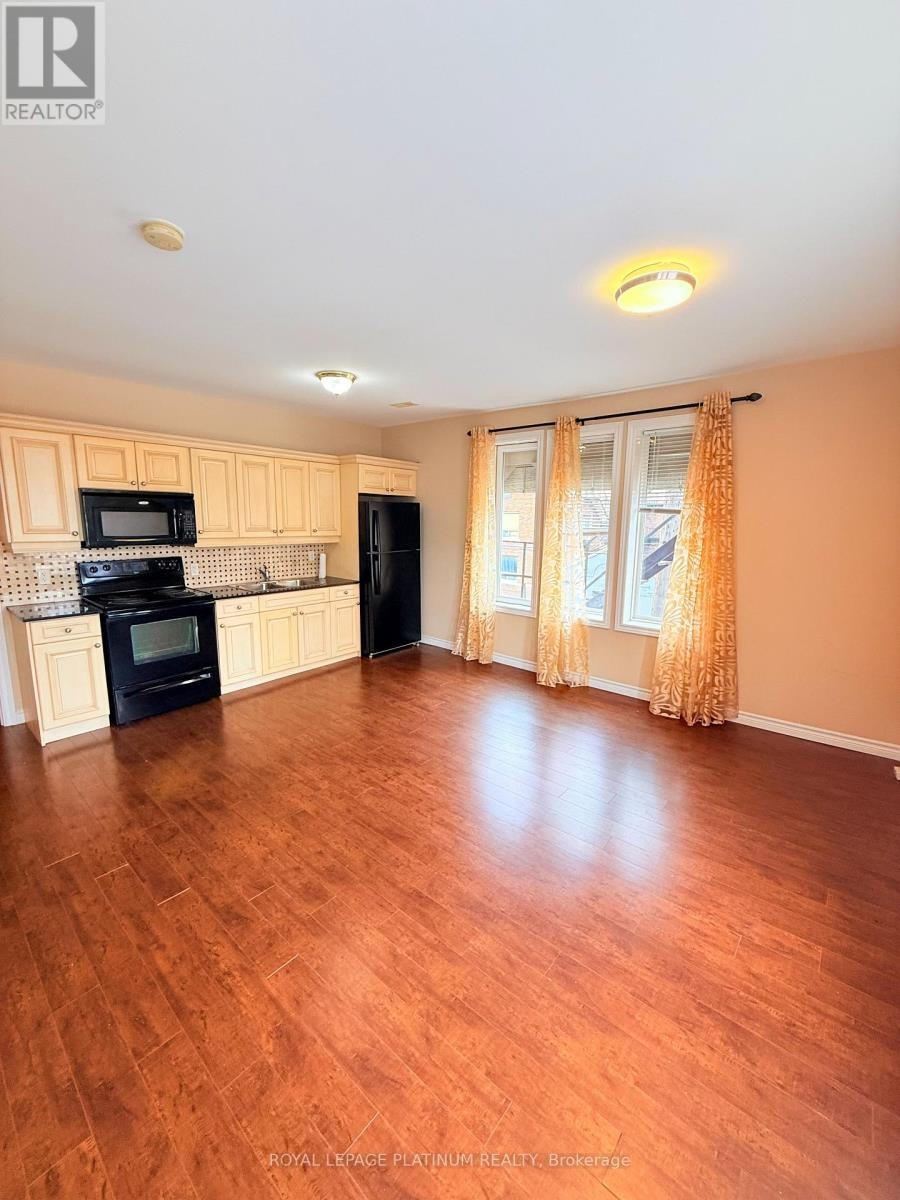 10-120 Sherman Avenue S, Hamilton, ON, L8M 2P9 - 12