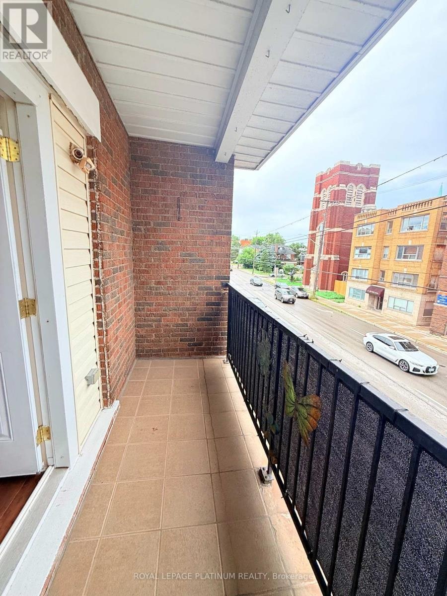10-120 Sherman Avenue S, Hamilton, ON, L8M 2P9 - 16