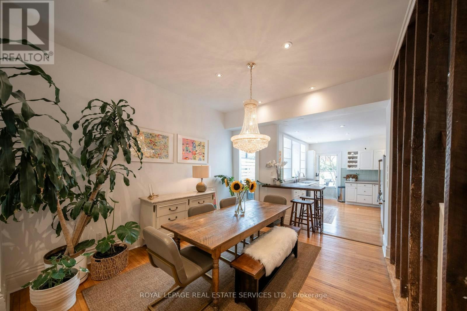 8 Henderson Avenue, Toronto, ON, M6J 2B7