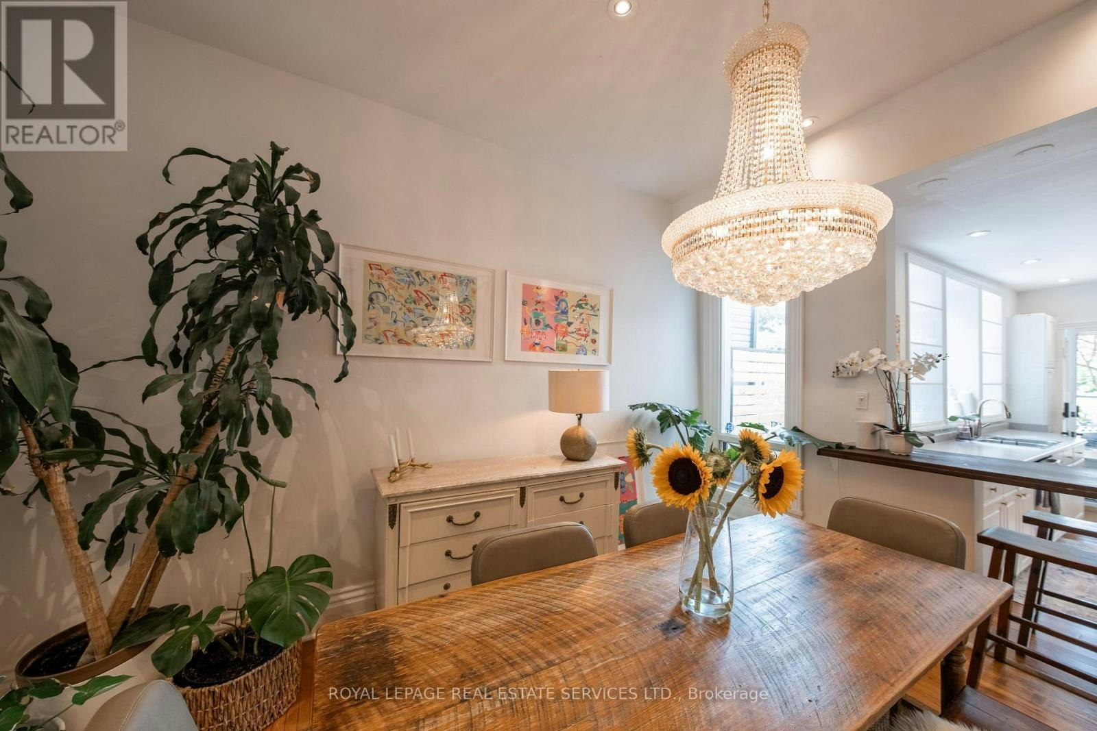 8 Henderson Avenue, Toronto, ON, M6J 2B7 - 4