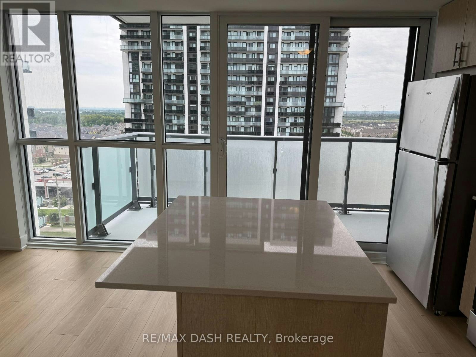 1226-2545 Simcoe Street N, Oshawa, ON, L1L 0W3 - 8