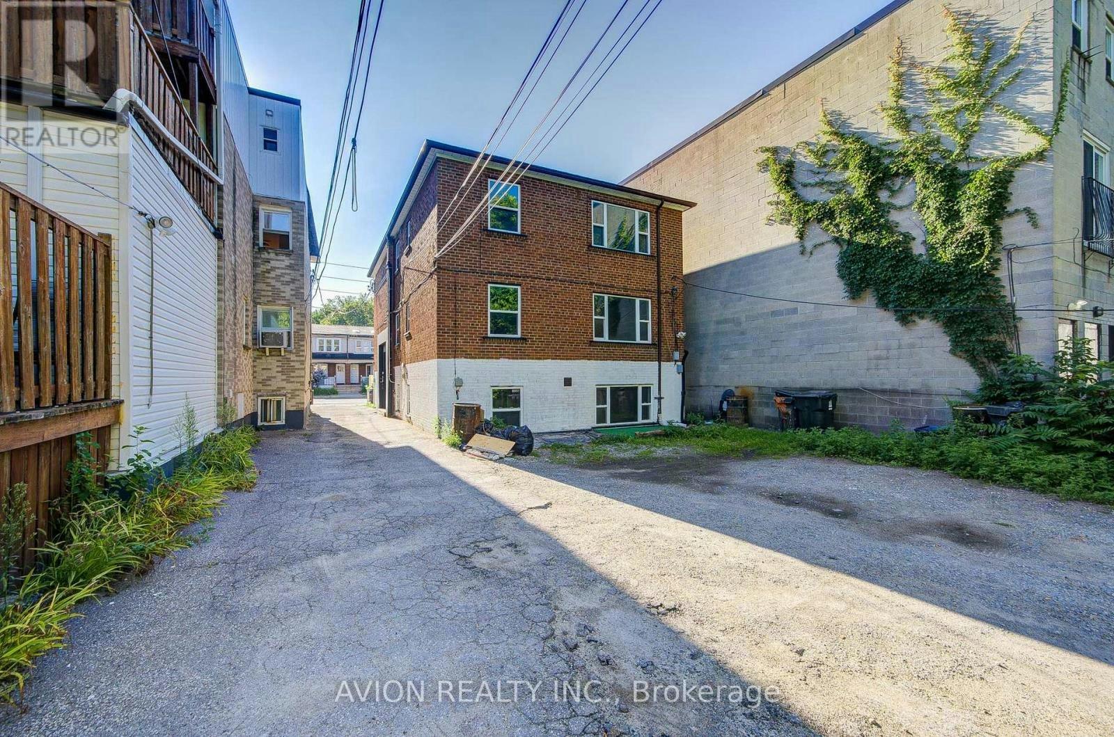 6-882 Broadview Avenue, Toronto, ON, M4K 2R1 - 26
