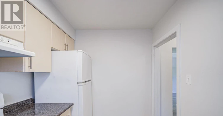 6-882 Broadview Avenue, Toronto, ON, M4K 2R1 - 12