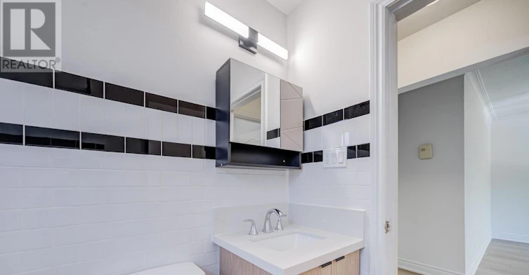 6-882 Broadview Avenue, Toronto, ON, M4K 2R1 - 15