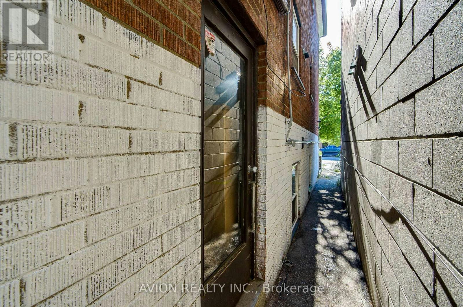 6-882 Broadview Avenue, Toronto, ON, M4K 2R1 - 24