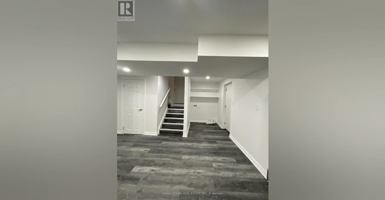 31 Berryman Lane, Markham, ON, L6B 1H9 - 4