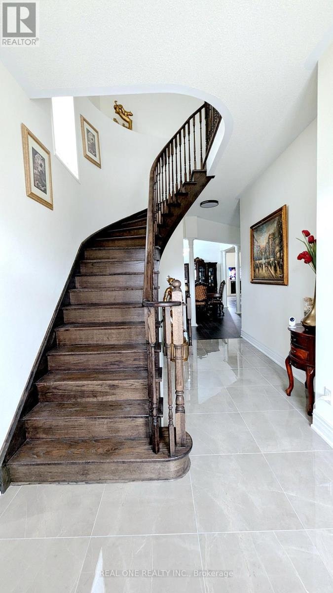 142 Hartney Drive, Richmond Hill, ON, L4S 0L1 - 5