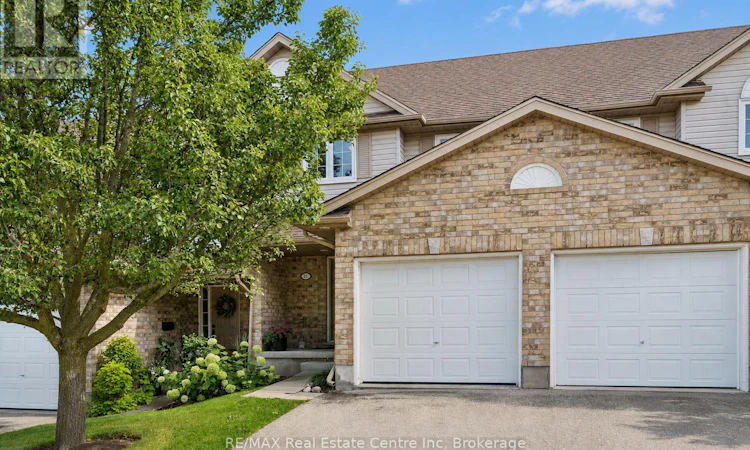 21-31 Schroder Crescent