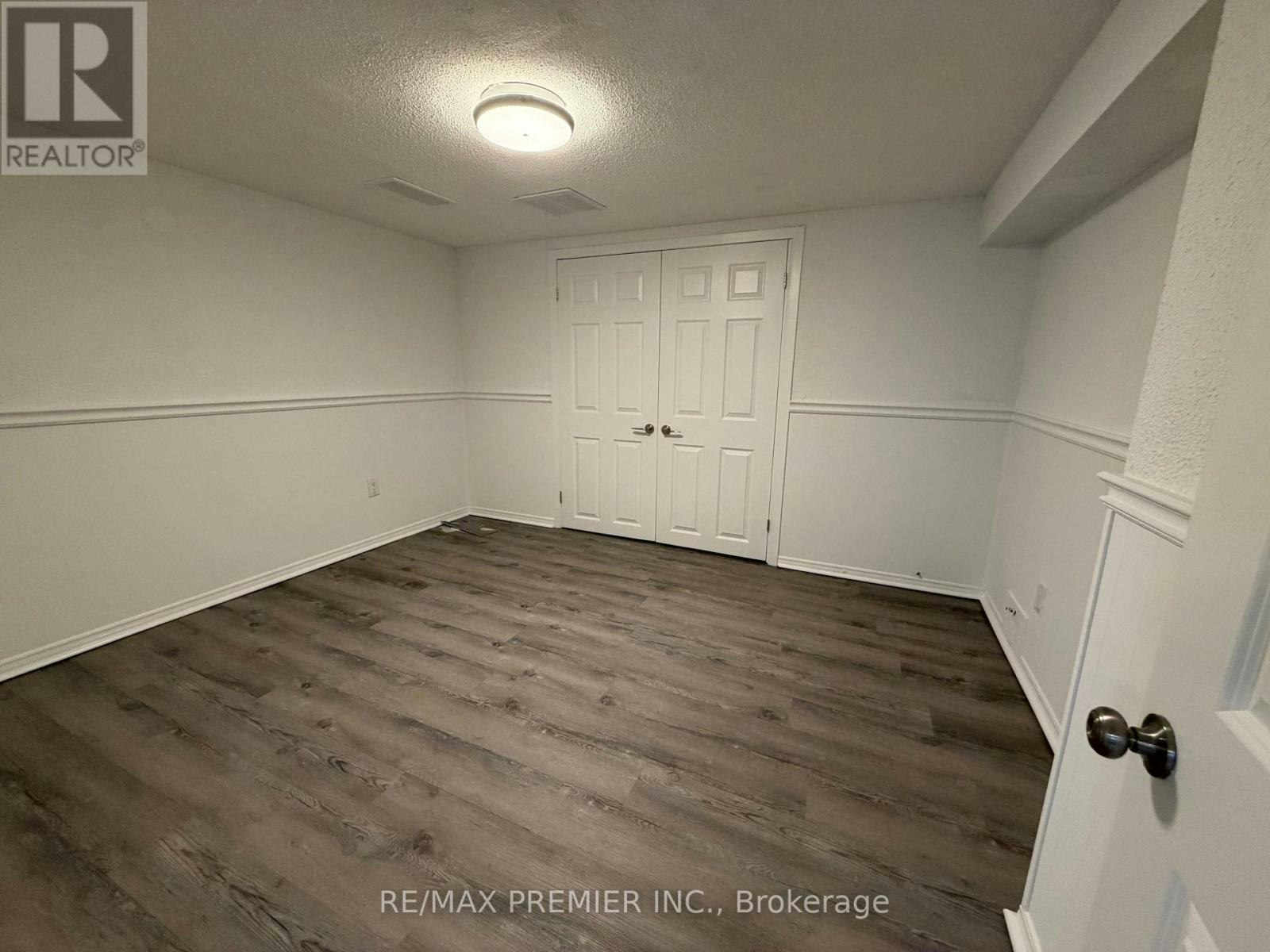 BSMT-404 Rustic Road, Toronto, ON, M6L 1W7 - 5