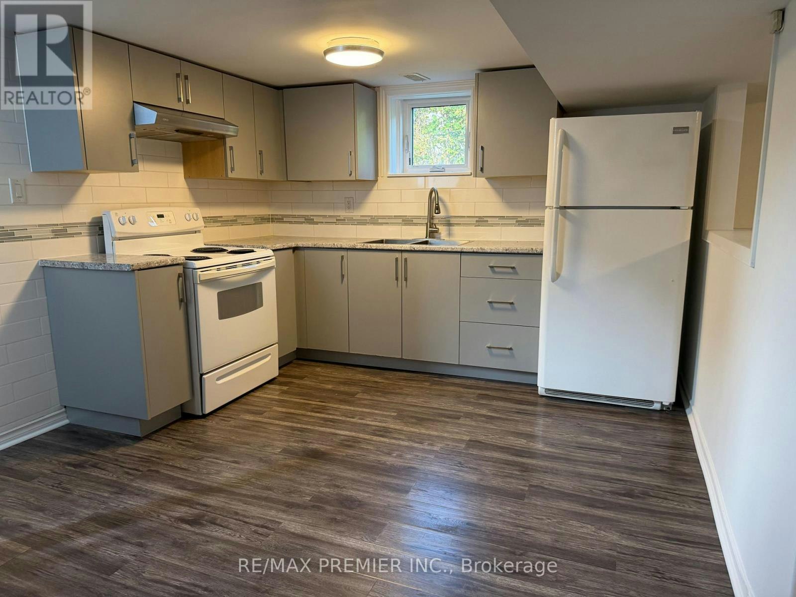 BSMT-404 Rustic Road, Toronto, ON, M6L 1W7
