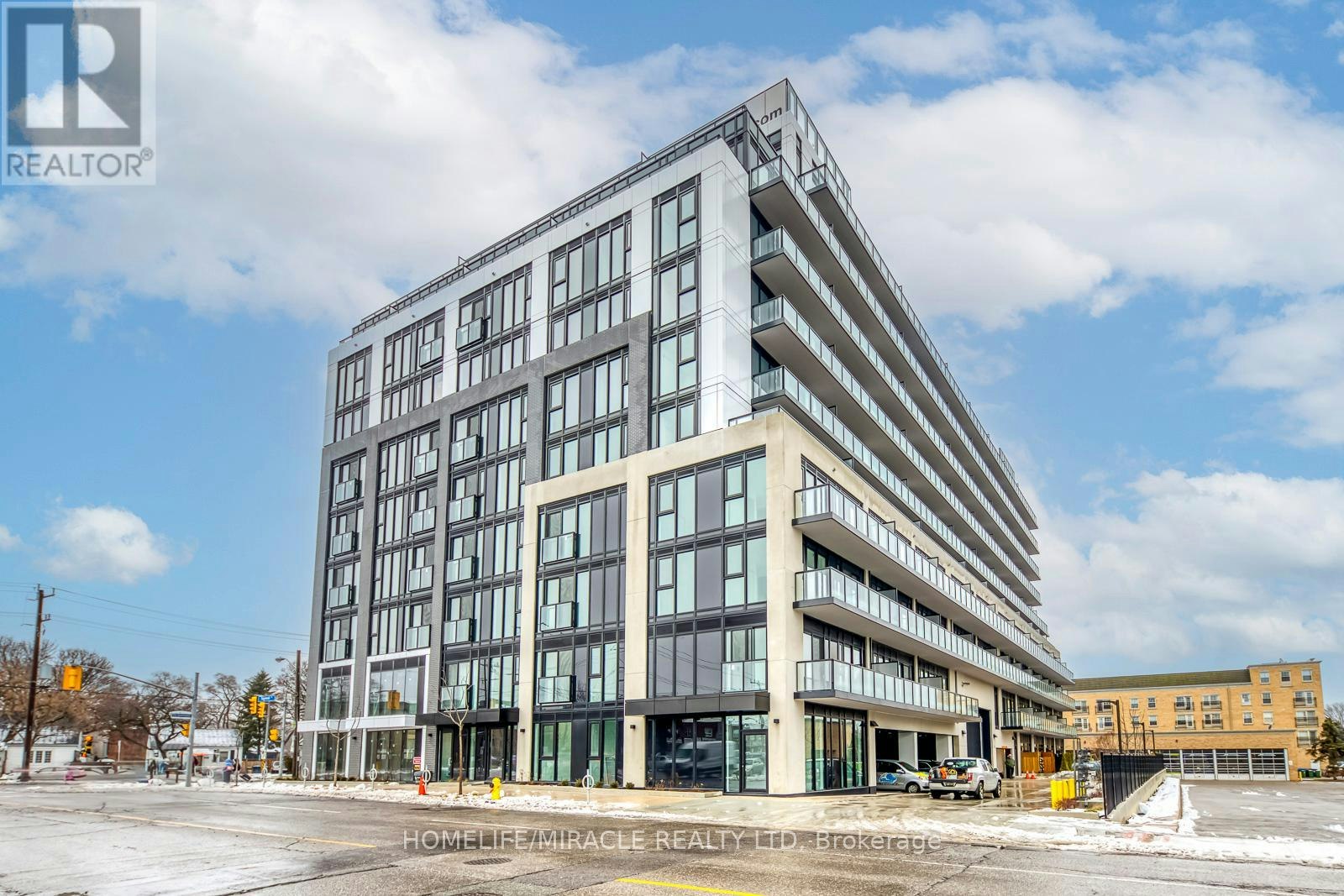 109-801 The Queensway, Toronto, ON, M8Z 1N4 - 2