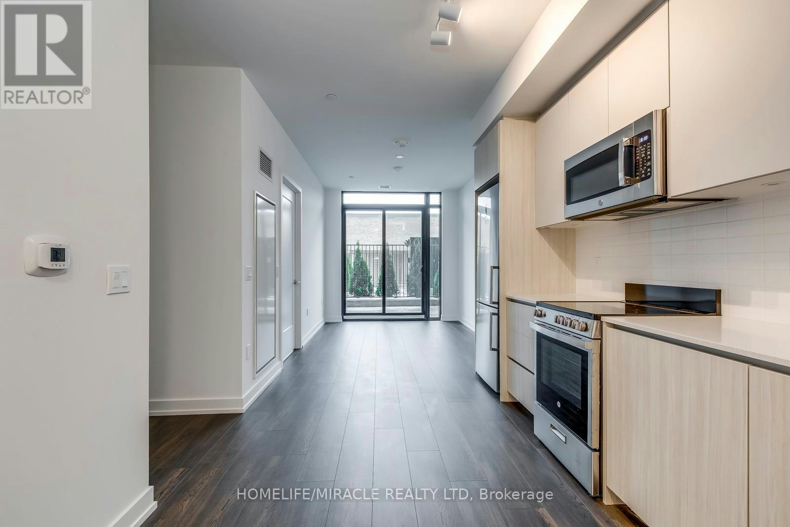 109-801 The Queensway, Toronto, ON, M8Z 1N4 - 11