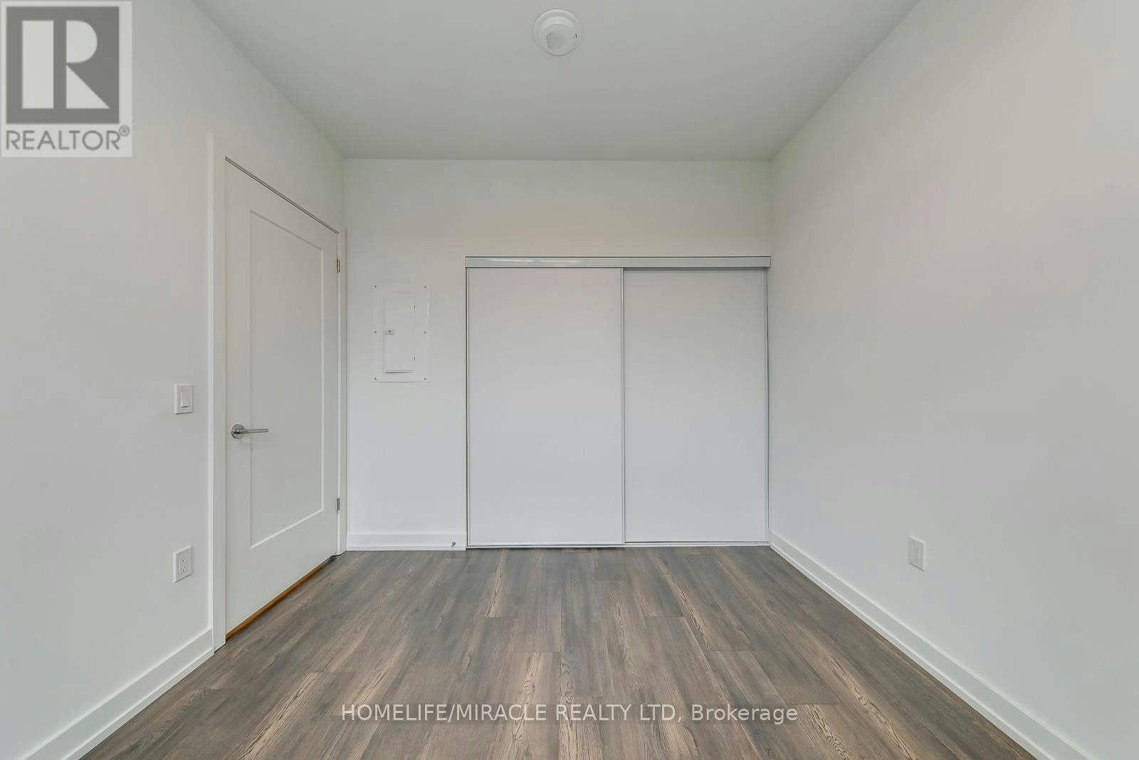 109-801 The Queensway, Toronto, ON, M8Z 1N4 - 17