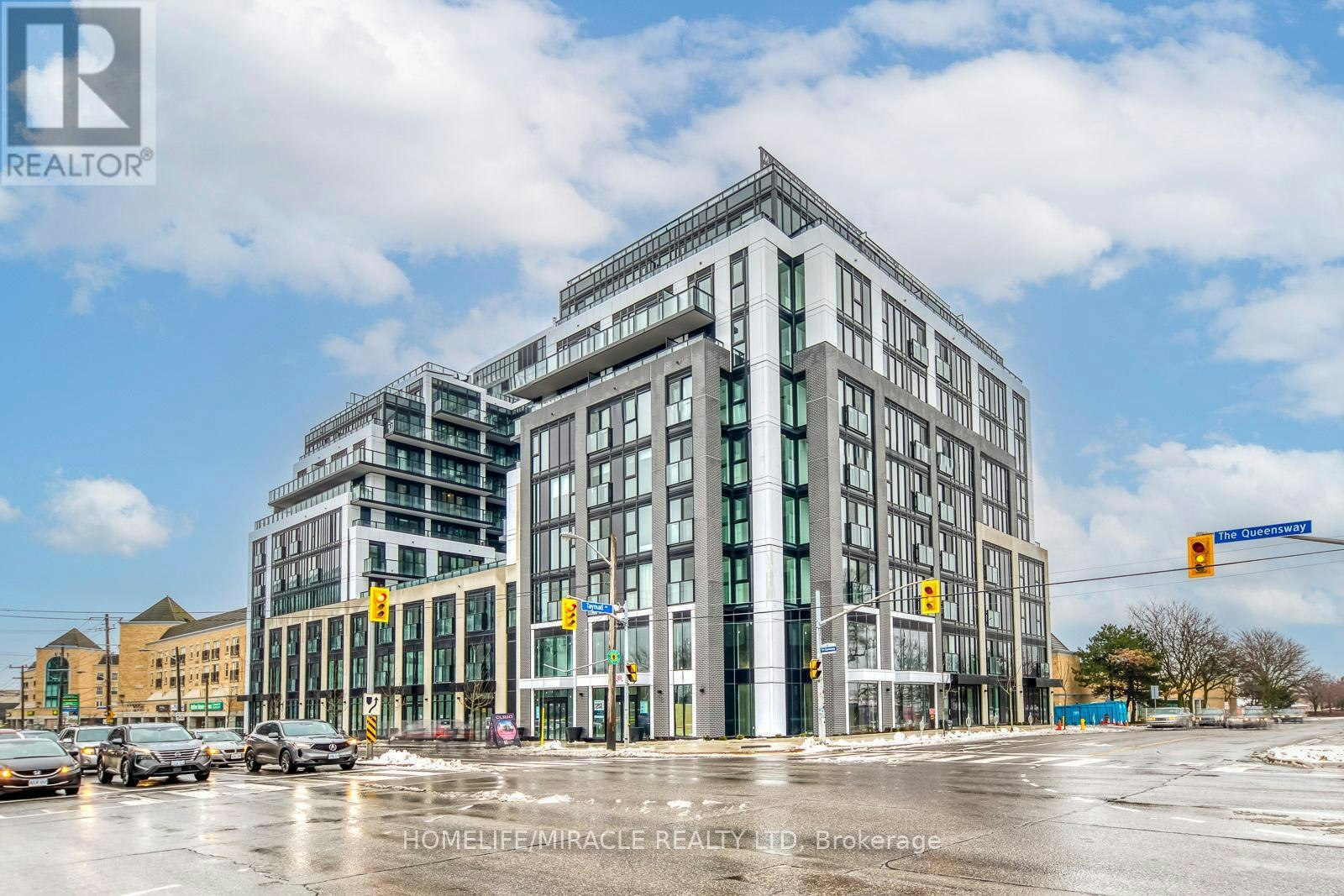 109-801 The Queensway, Toronto, ON, M8Z 1N4