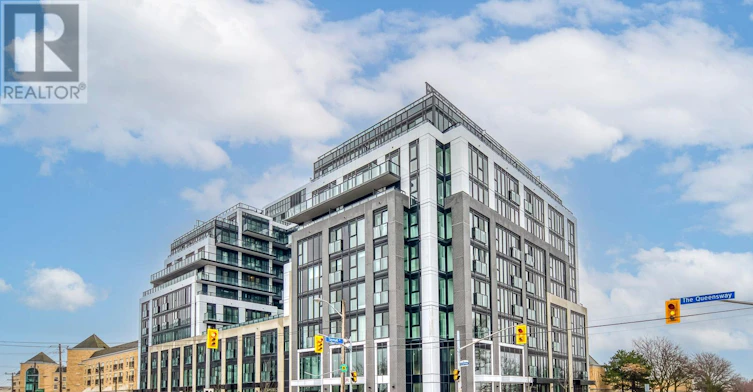 109-801 The Queensway, Toronto, ON, M8Z 1N4