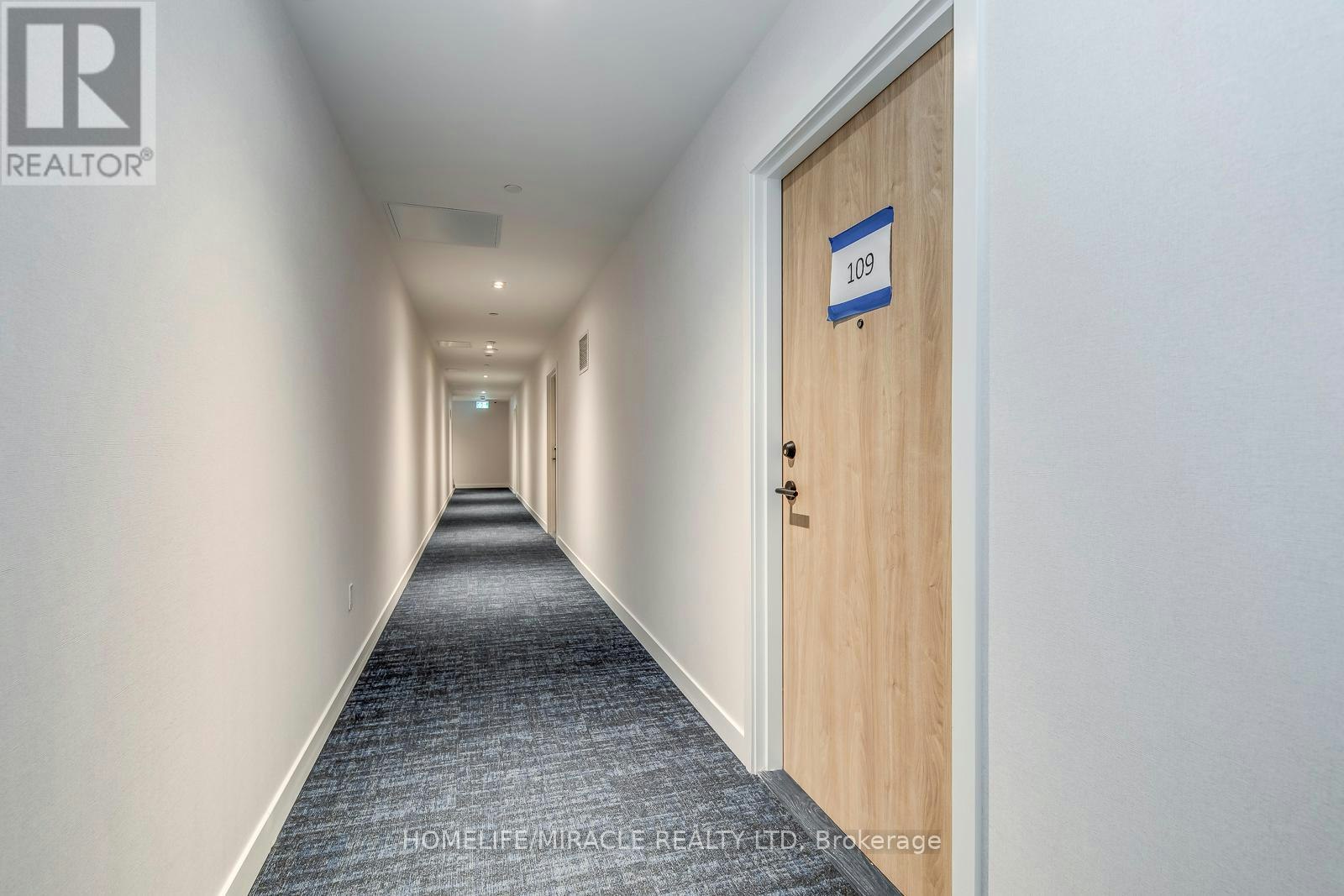 109-801 The Queensway, Toronto, ON, M8Z 1N4 - 4
