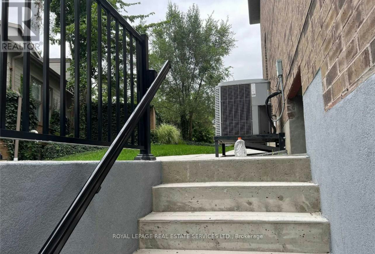 LOWER-45 Ontario Court S, Mississauga, ON, L5M 2K5 - 3