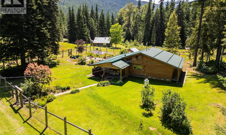 541 Bear Road