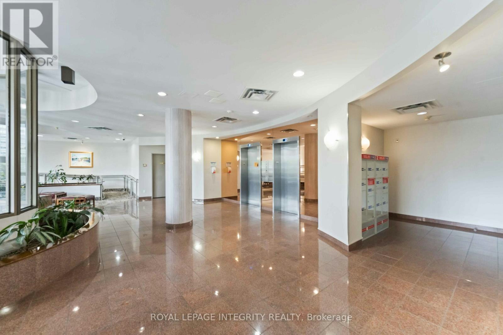 208-215 Parkdale Avenue, Ottawa, ON, K1Y 4T8 - 24