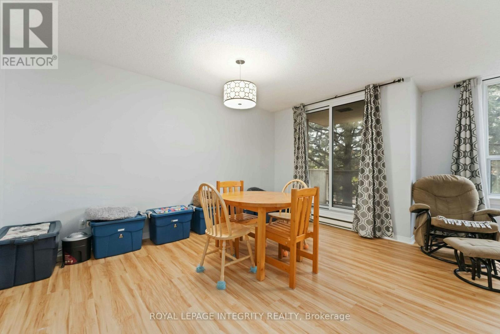 208-215 Parkdale Avenue, Ottawa, ON, K1Y 4T8 - 4