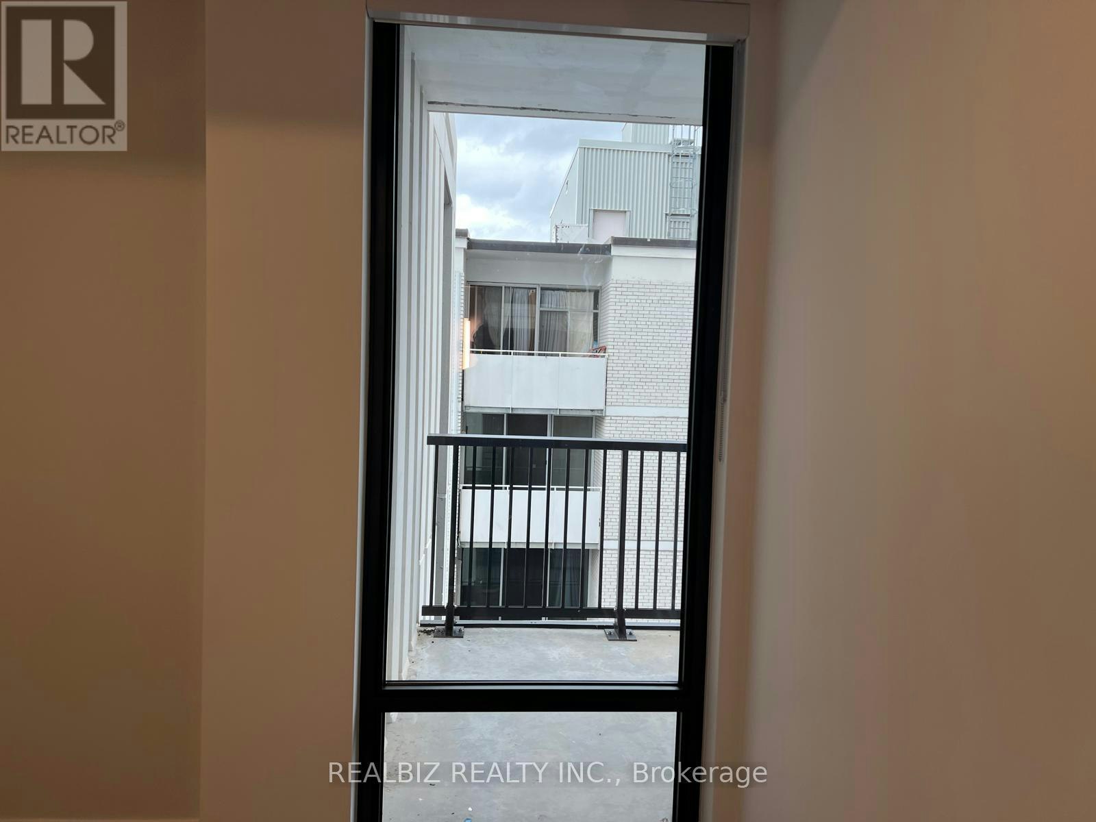 823-91 Montclair Avenue, Toronto, ON, M5P 0B1 - 14