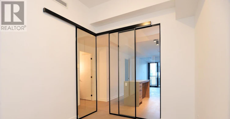 823-91 Montclair Avenue, Toronto, ON, M5P 0B1 - 11