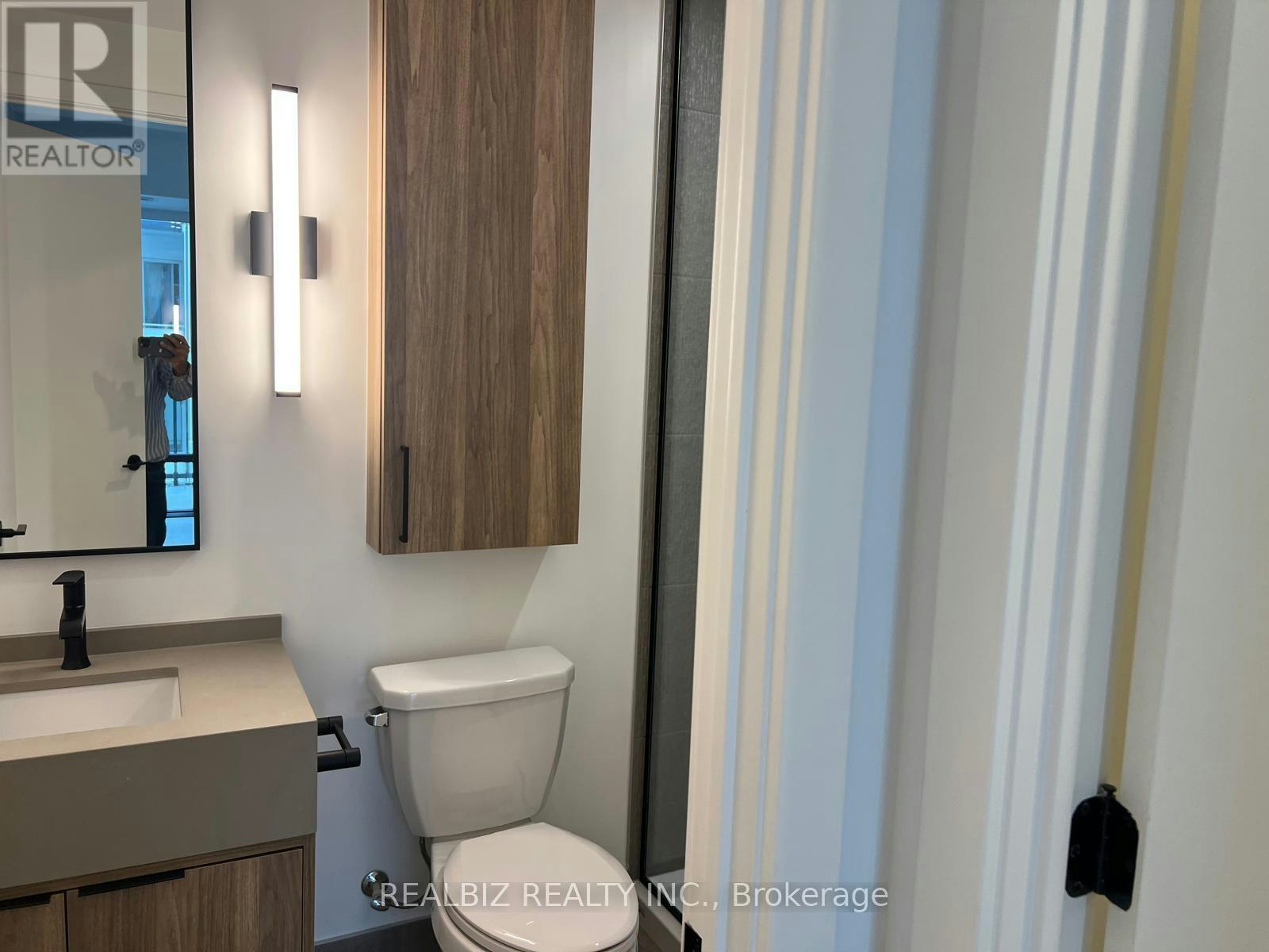 823-91 Montclair Avenue, Toronto, ON, M5P 0B1 - 26