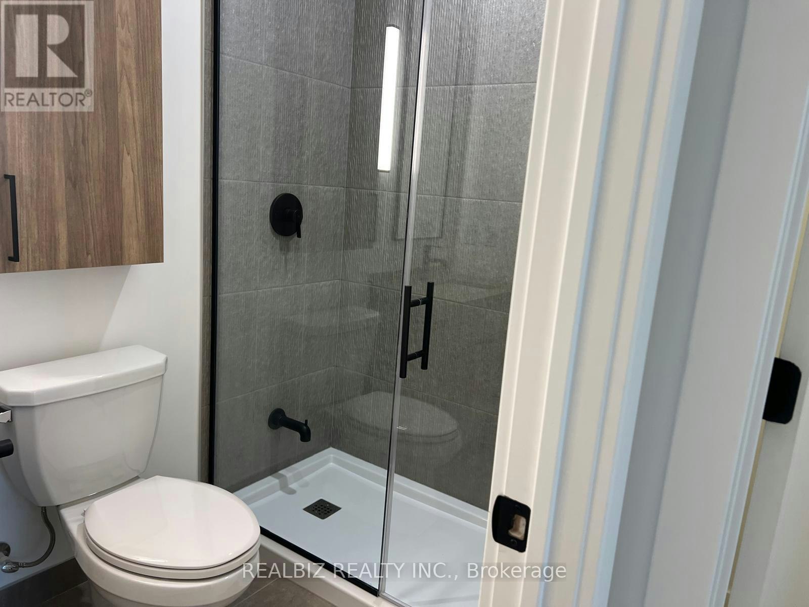 823-91 Montclair Avenue, Toronto, ON, M5P 0B1 - 27