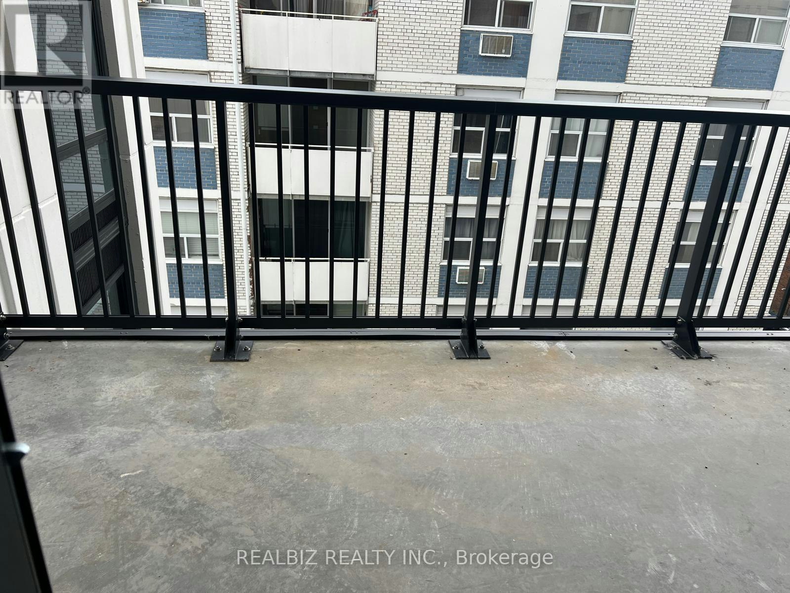 823-91 Montclair Avenue, Toronto, ON, M5P 0B1 - 18