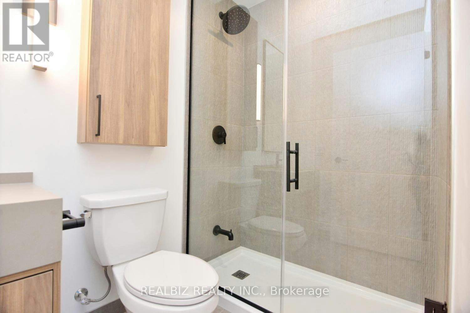 823-91 Montclair Avenue, Toronto, ON, M5P 0B1 - 17