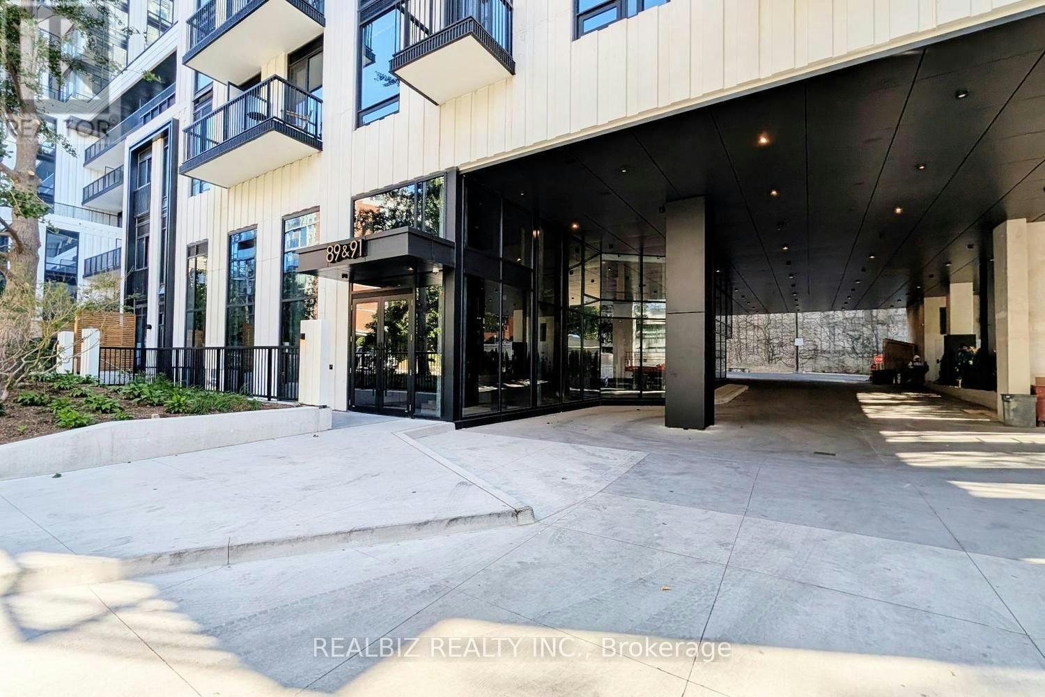 823-91 Montclair Avenue, Toronto, ON, M5P 0B1 - 37