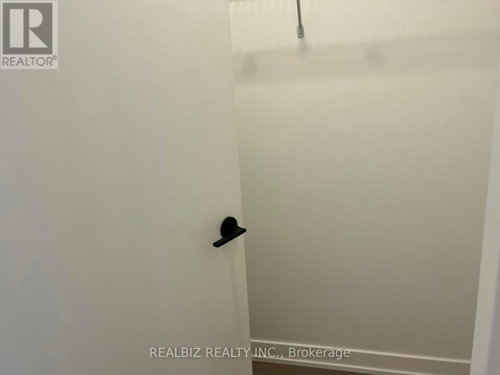 823-91 Montclair Avenue, Toronto, ON, M5P 0B1 - 20