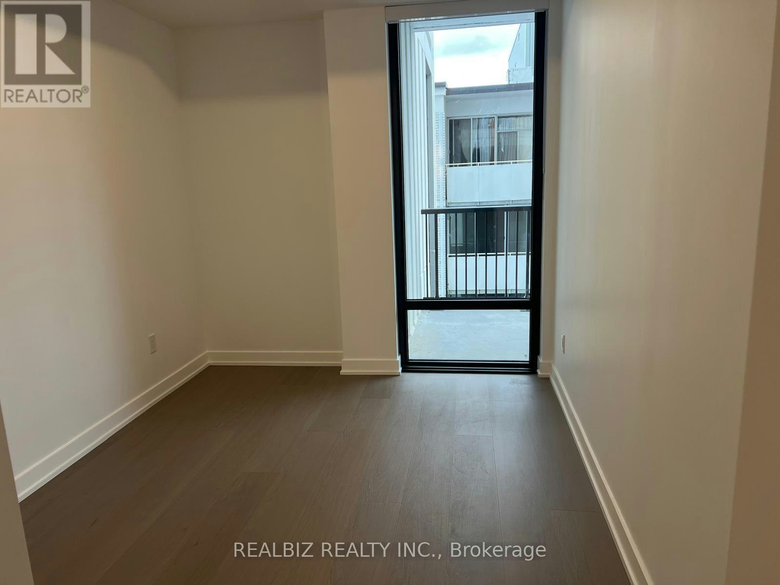 823-91 Montclair Avenue, Toronto, ON, M5P 0B1 - 21