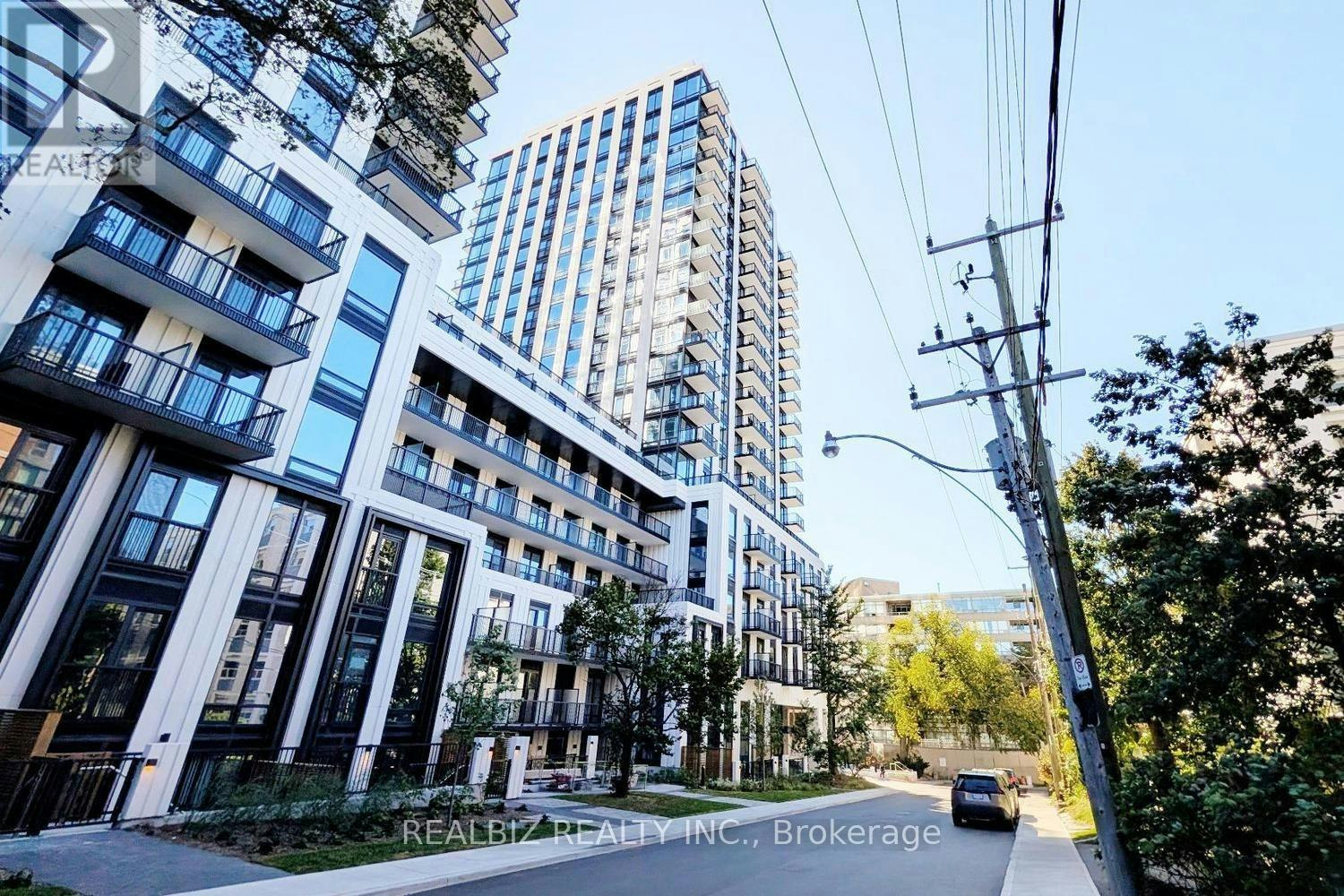 823-91 Montclair Avenue, Toronto, ON, M5P 0B1 - 2