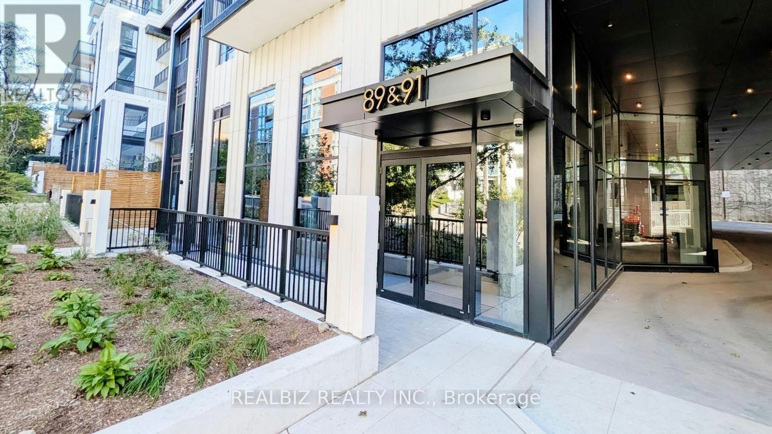 823-91 Montclair Avenue, Toronto, ON, M5P 0B1 - 6
