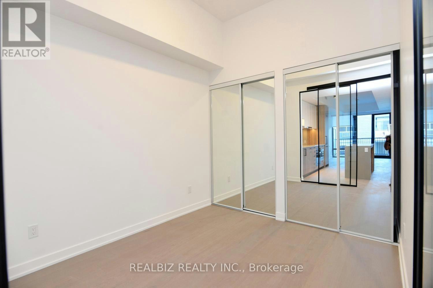 823-91 Montclair Avenue, Toronto, ON, M5P 0B1 - 16