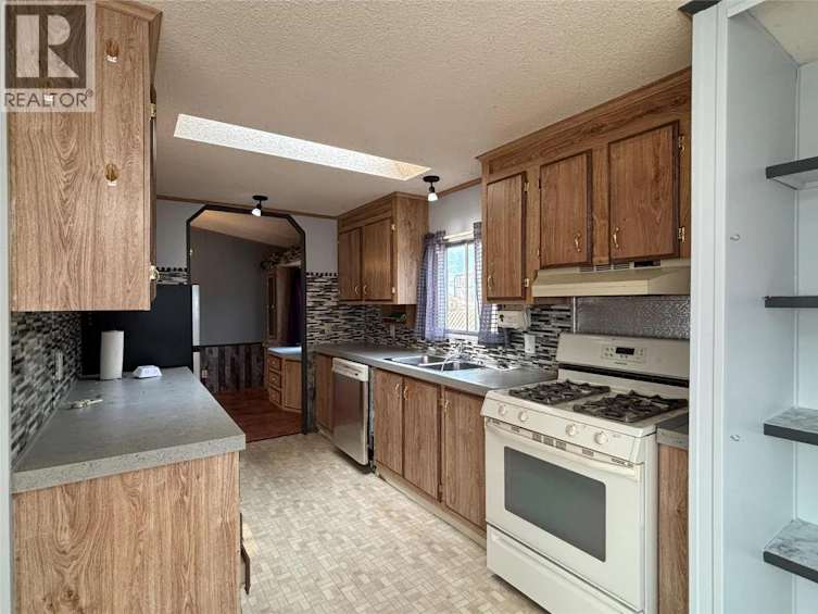 311 Mcdonald Avenue, Clinton, BC, V0K 1K0 - 7