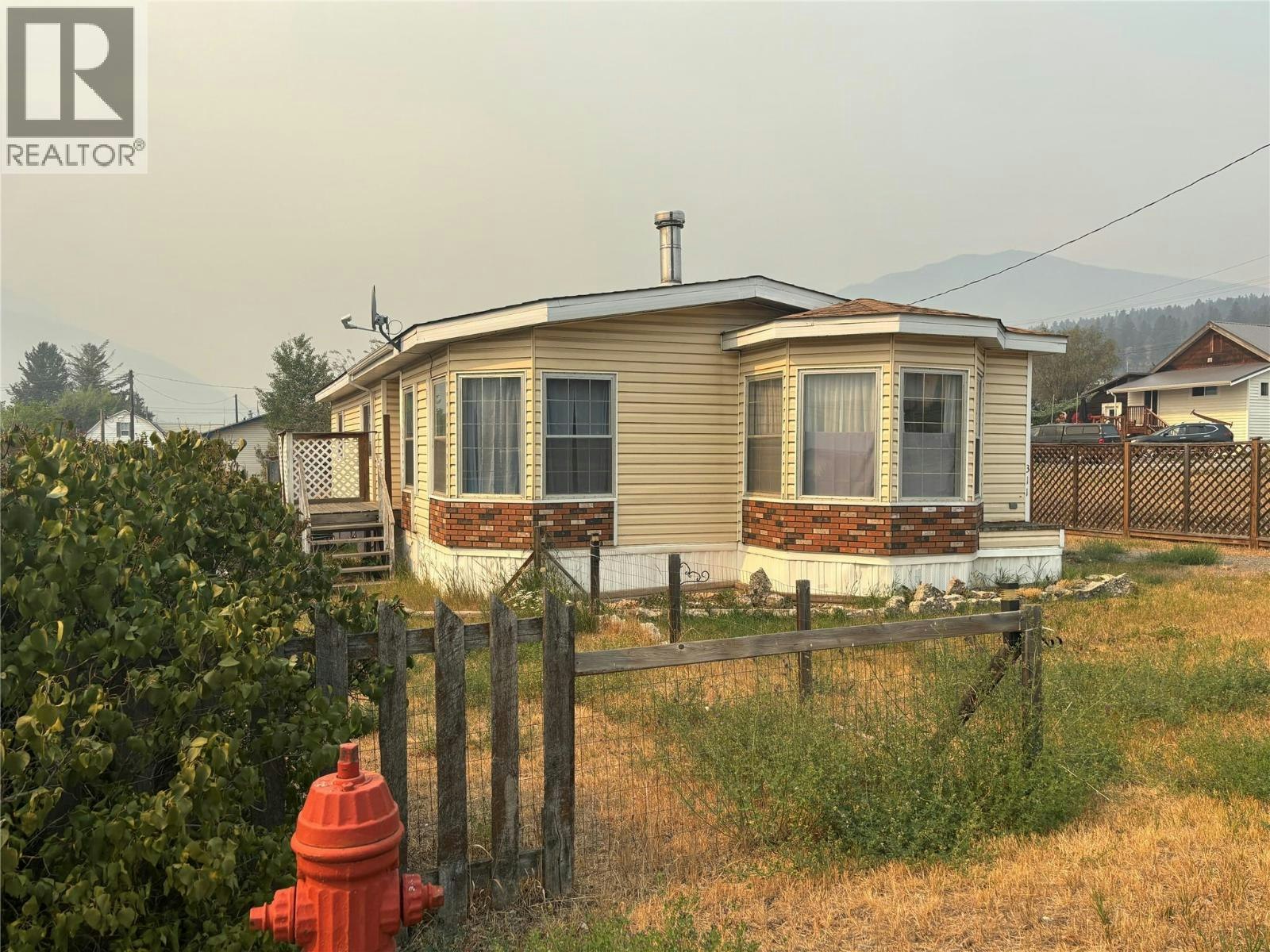 311 Mcdonald Avenue, Clinton, BC, V0K 1K0 - 29