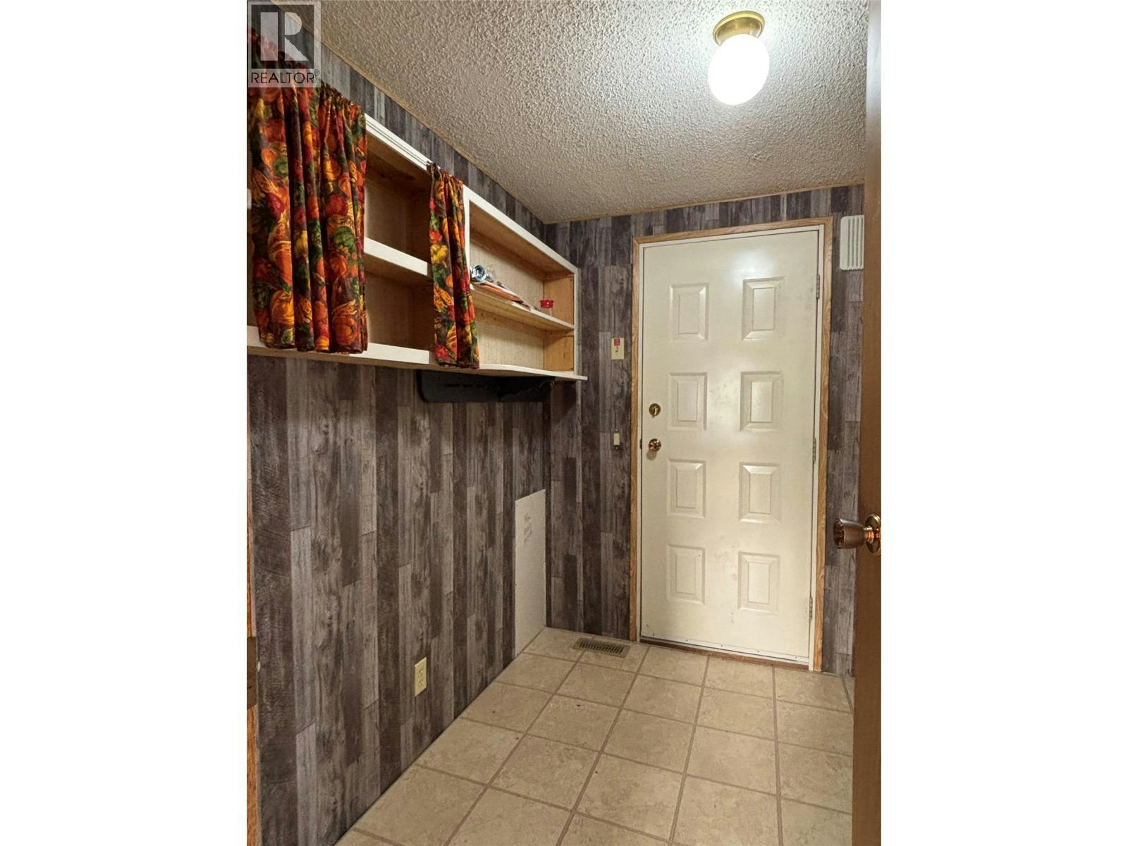 311 Mcdonald Avenue, Clinton, BC, V0K 1K0 - 26