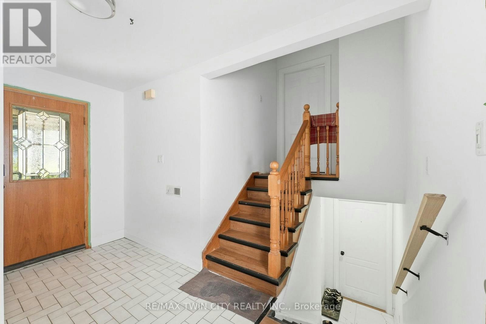 MAIN-58 Tupper Crescent, Kitchener, ON, N2B 2X9 - 5