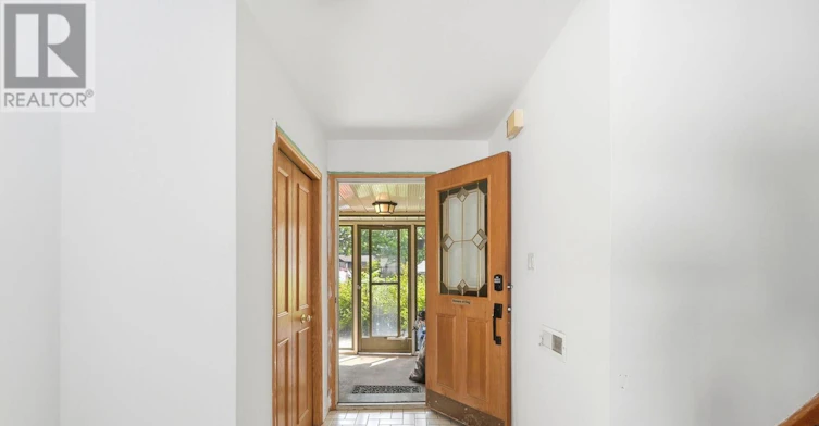 MAIN-58 Tupper Crescent, Kitchener, ON, N2B 2X9 - 3