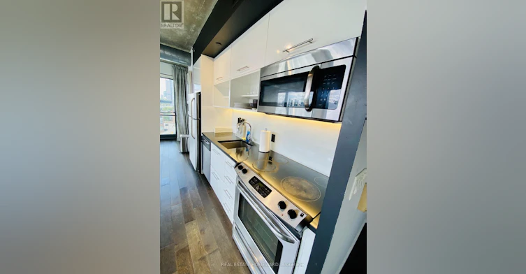 817-51 Trolley Crescent, Toronto, ON, M5A 0E9 - 10
